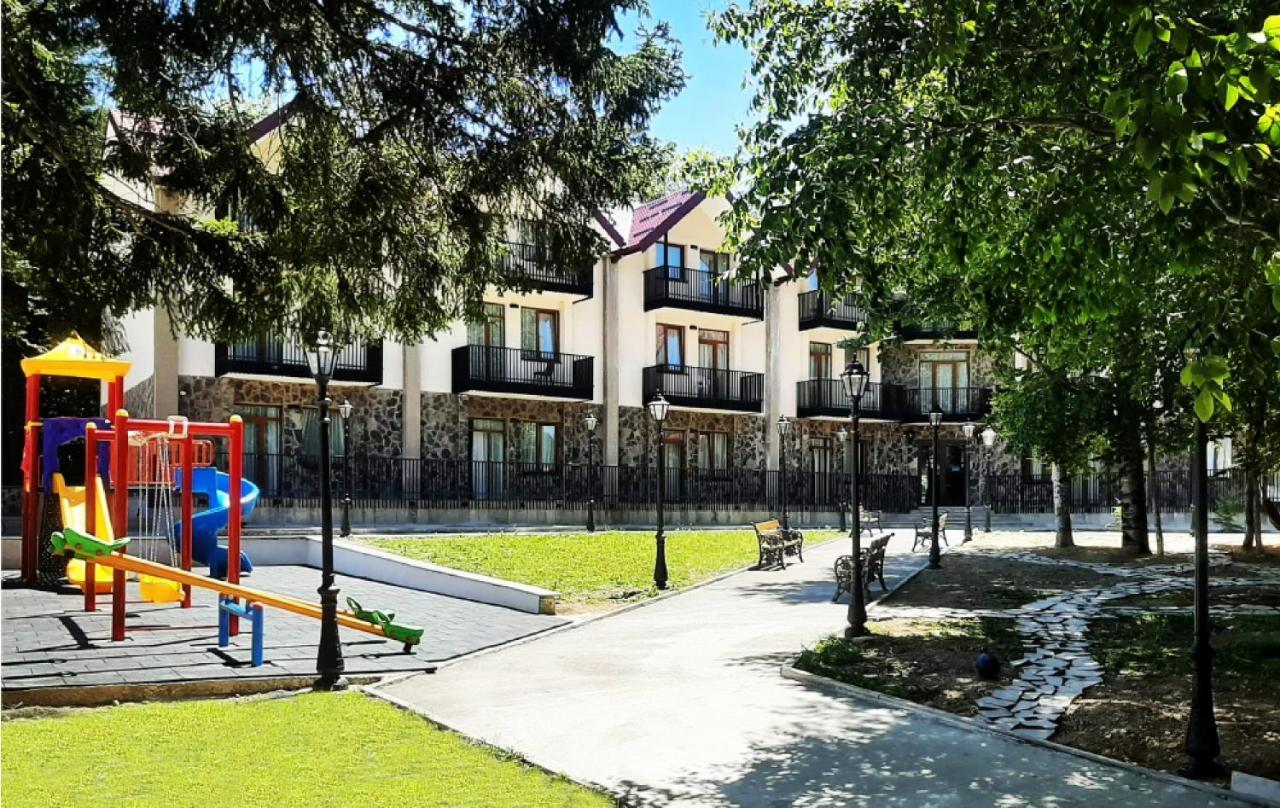 Komorebi Bakuriani Resort Ngoại thất bức ảnh